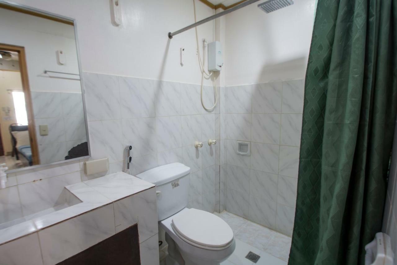 Deparis Hotel