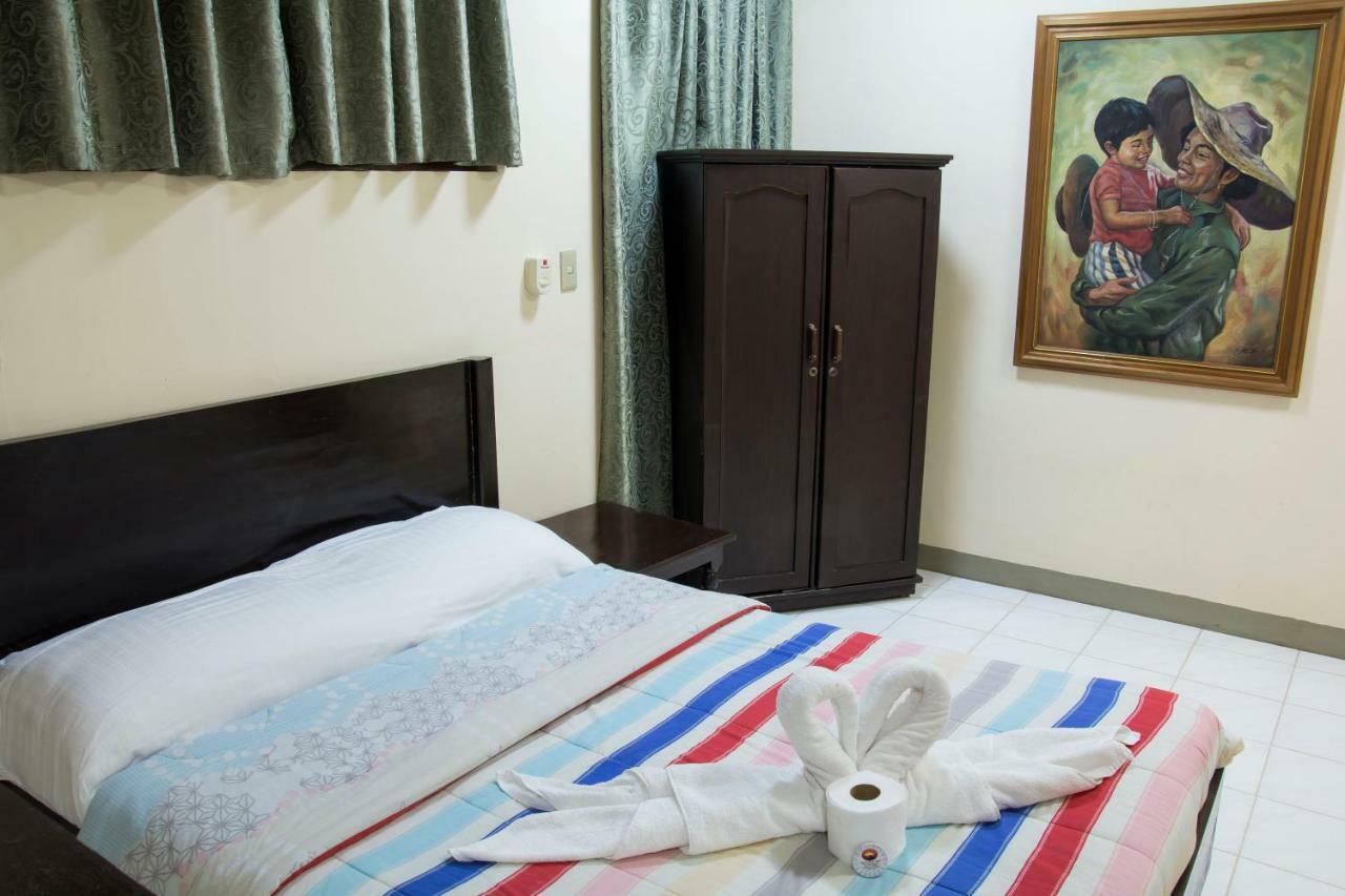 Deparis Hotel